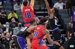 爱游戏体育 -今日2024年nba全明星赛精彩时刻